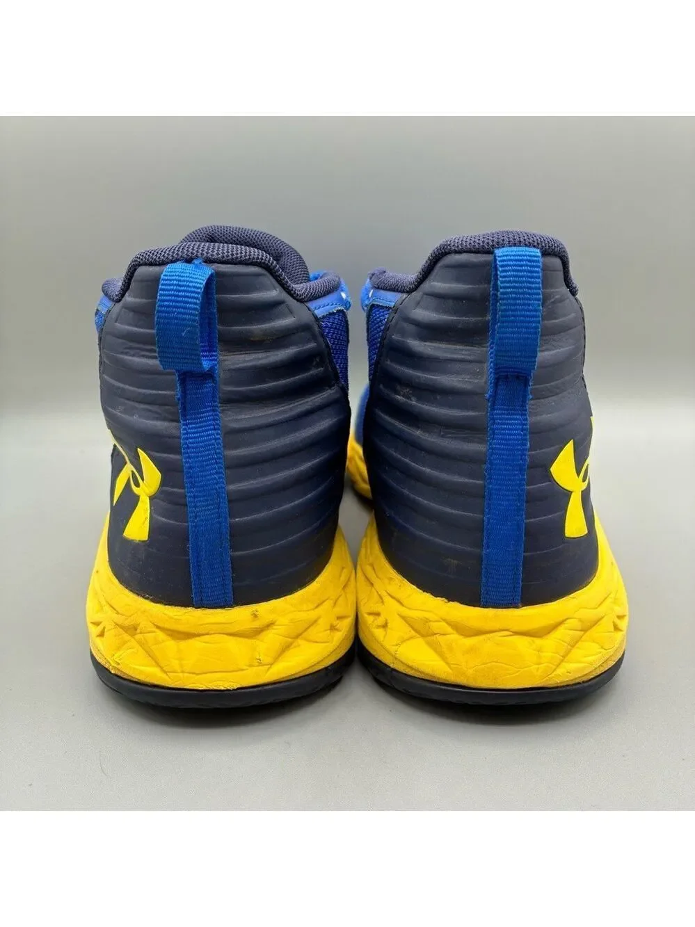 Under Armour Jet 2018 Mid Sneakers Youth 5.5 GS Team Royal Blue 3020948-402